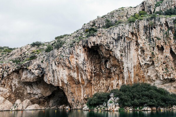 Τα μυστικά της λίμνης της Βουλιαγμένης