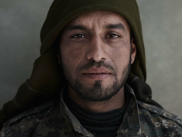 Tα ανθρώπινα πορτρέτα των ανταρτών του Κουρδιστάν 
