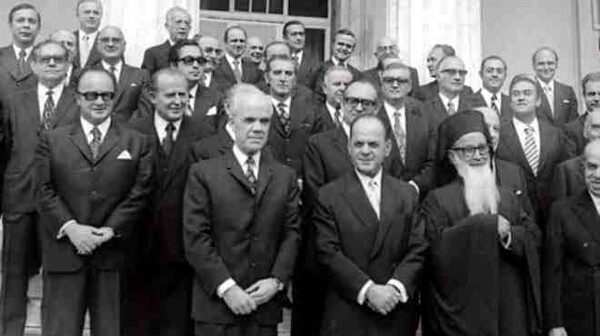 16 άνθρωποι που ανέλαβαν το Υπουργείο Πολιτισμού (πριν την Κατερίνα Στανίση)