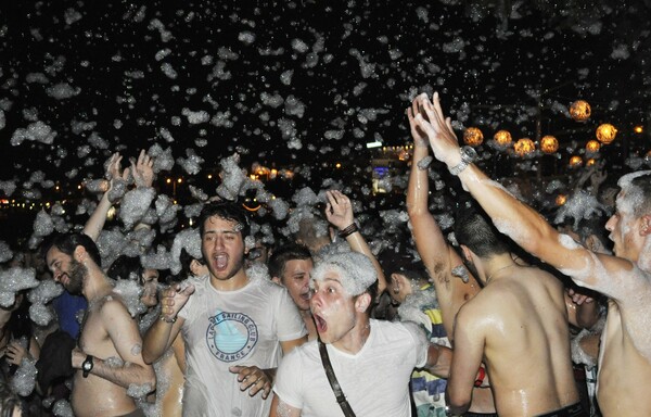 Let’s get foam beach edition