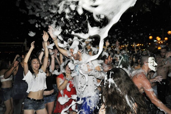 Let’s get foam beach edition