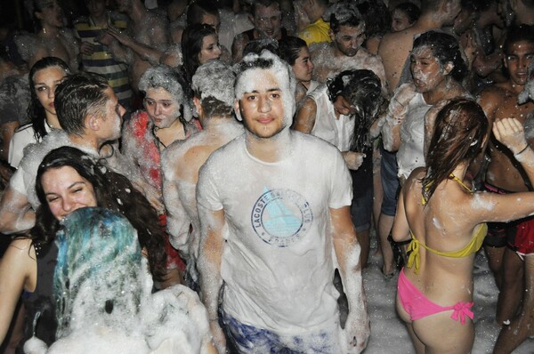 Let’s get foam beach edition