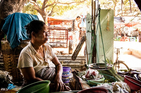 Μια Ελληνίδα αναζητά το νόημα της αγάπης στη Βιρμανία