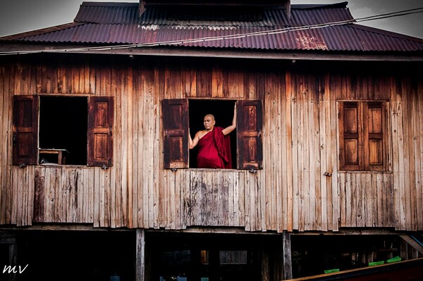 Μια Ελληνίδα αναζητά το νόημα της αγάπης στη Βιρμανία