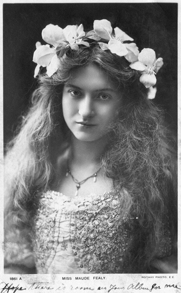 Ποια ήταν η καλλονή Maude Fealy;