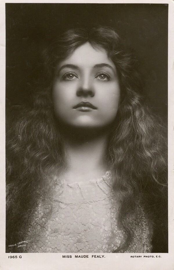 Ποια ήταν η καλλονή Maude Fealy;