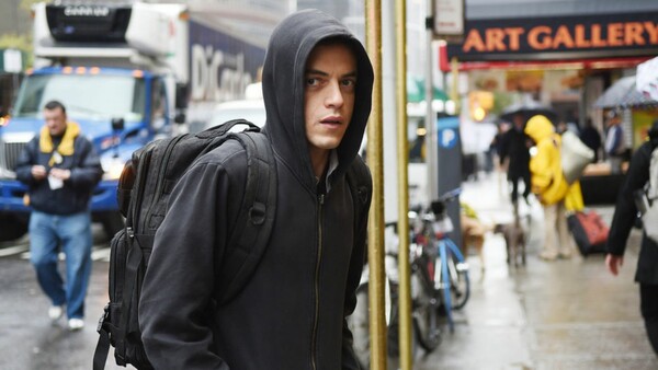 O Mr. Robot θα έκανε τον Γουίλιαμ Γκίμπσον περήφανο