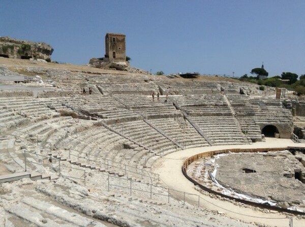 Στις Συρρακούσες με την Παναγιά που κλαίει