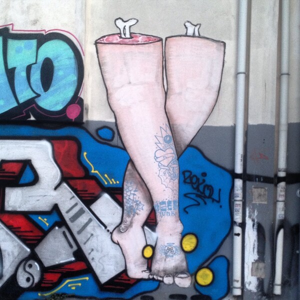 Aθήνα: Τέχνη στους δρόμους μιας βρόμικης πόλης