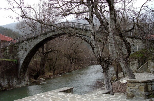 Τα 20 ωραιότερα γεφύρια της Ηπείρου που στέκουν ακόμα