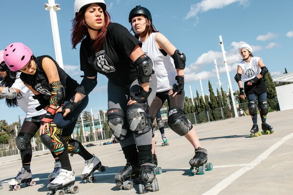 Girl Power! Συναντήσαμε την πρώτη ομάδα Roller Derby της Ελλάδας