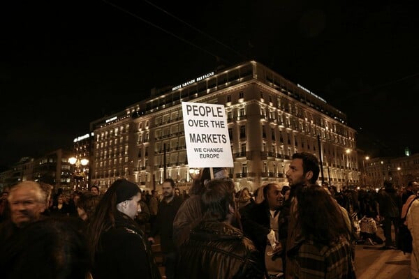  «Δεν υποχωρούμε – δεν εκβιαζόμαστε» (τουλάχιστον το προσπαθούμε!)