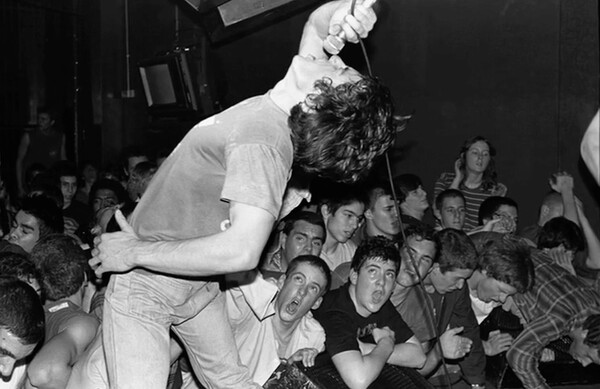 Minor Threat, Fugazi, Bad Brains.. Ξεκινώντας μία πανκ επανάσταση στην Ουάσινγκτον των 80s