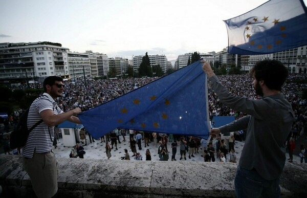 7 στάτους κι ένα κείμενο υπέρ του 'Μένουμε Ευρώπη'