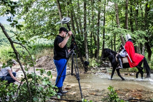 Αυτός ο τύπος απέρριψε 29 διάσημες Ελληνίδες για τη γυναίκα της ζωής του