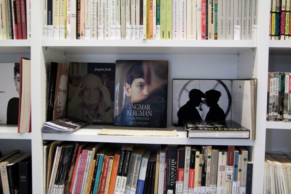  Η Αργυρώ Μεσημέρη είναι η υπεύθυνη της μεγαλύτερης Κινηματογραφικής Βιβλιοθήκης στην Ελλάδα