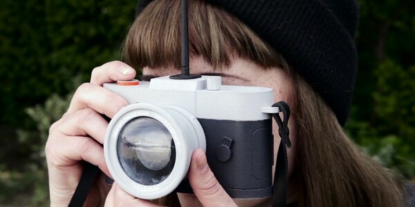 Camera restricta. Η μηχανή που σου απαγορεύει να τραβήξεις την ίδια φωτογραφία με τους άλλους.