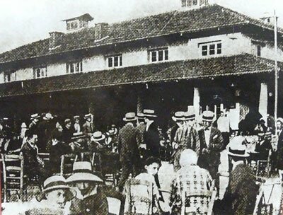 Καλοκαίρι 1931. Για γρανίτα στην «Αίγλη» του Ζαππείου