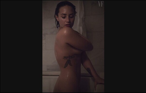 Η αυθόρμητη γυμνή φωτογράφιση της Demι Lovato στο Vanity Fair
