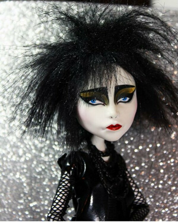 Η Siouxsie Sioux είναι κούκλα! 