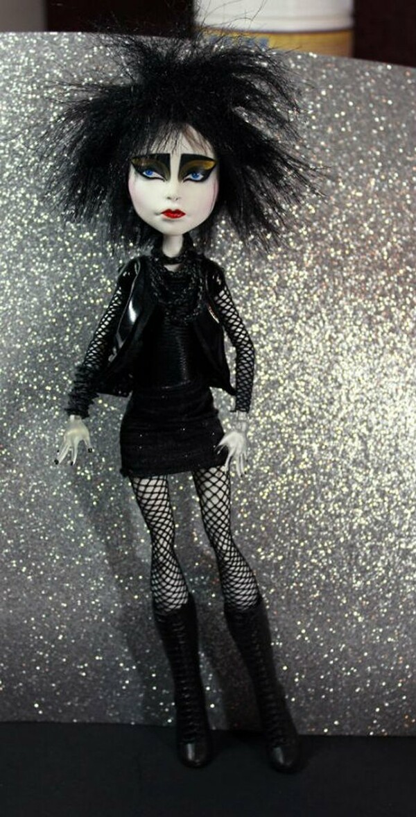 Η Siouxsie Sioux είναι κούκλα! 