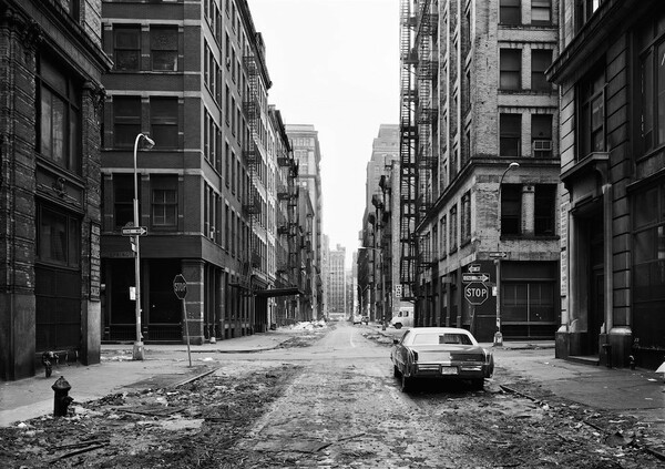 Στο έρημο τοπίο του φωτογράφου Thomas Struth