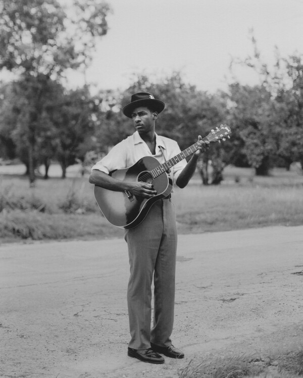  Κατέβασε το mixtape του Leon Bridges (δωρεάν)