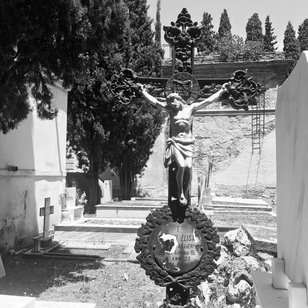 Στη Θεσσαλονίκη, ένα ταφικό μνημείο καταδικασμένο να καταστραφεί;