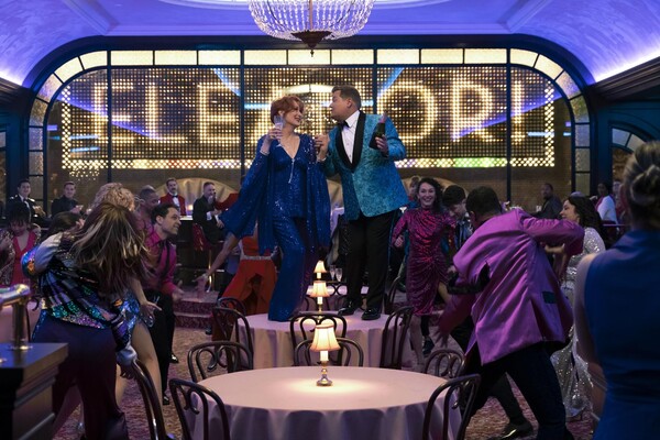 «The Prom»: Η ιδανική ταινία για τις φετινές γιορτές – και μάλιστα με τη Μέριλ Στριπ