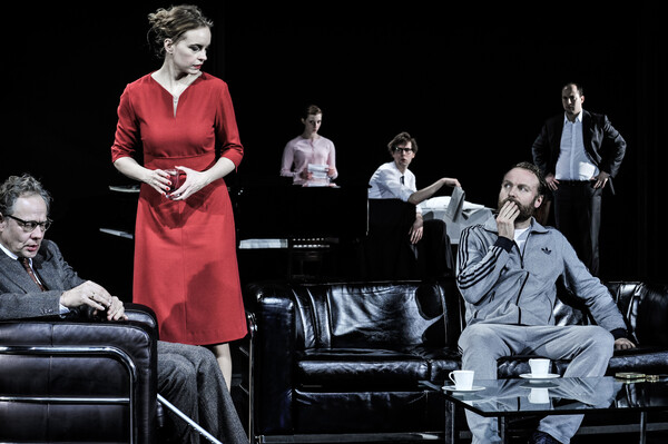 Schaubühne - Μικρές Αλεπούδες