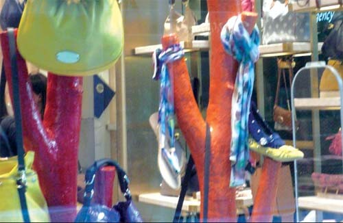 Κολωνάκι για shopaholics!