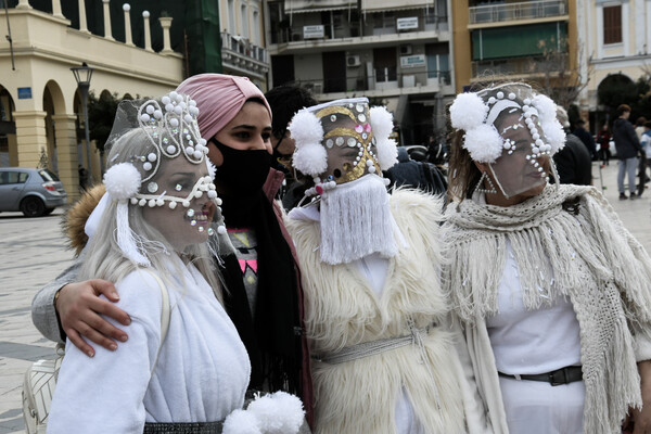 Πάτρα: Το καρναβάλι ξεκινά με διαδικτυακές εκδηλώσεις - Παρακολουθήστε livestreaming