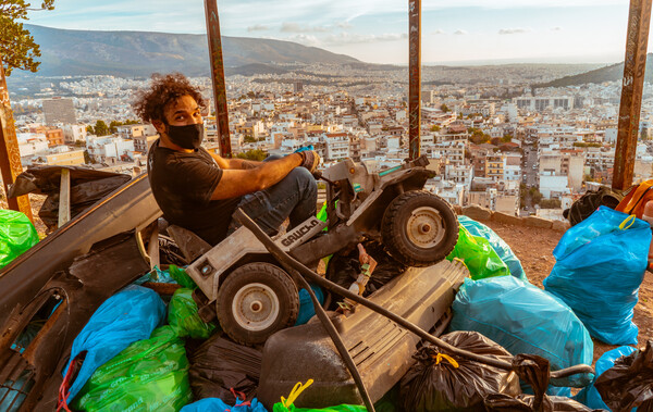 Οι Save Your Hood «σώζουν» τις γειτονιές της πόλης απ’ τα σκουπίδια