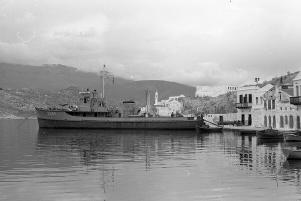 10 σπάνιες εικόνες από το Καστελόριζο τoυ 1957