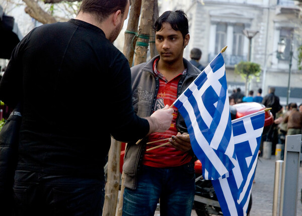 Αχός βαρύς ακούγεται, πολλά ντουφέκια πέφτουν...