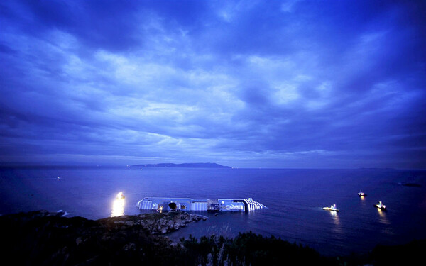 Costa Concordia. Godard, no Godard.