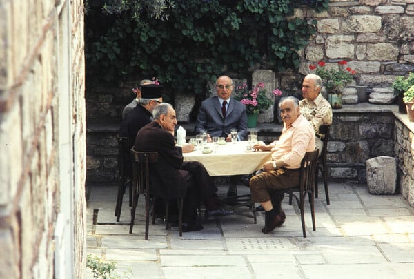 Η Aθήνα του 1980: τόσο κοντά, τόσο μακριά...