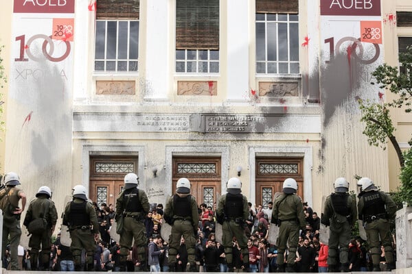 Η βία στα πανεπιστήμια και η κοινωνική λογοδοσία