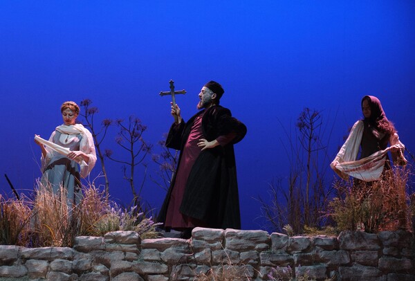 Η ιστορία του «Κοτζάμπαση του Καστρόπυργου» γίνεται παράσταση από το Εθνικό Θέατρο