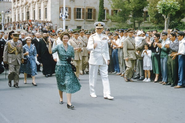 Βασιλιάς Παύλος και Φρειδερίκη στη Ρόδο 1957