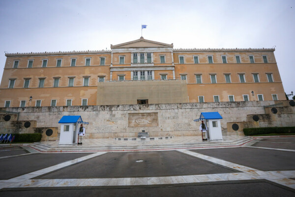 28η Οκτωβρίου: Εικόνες από τους εορτασμούς- Οι δηλώσεις των πολιτικών αρχηγών