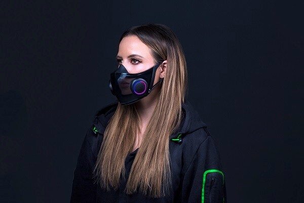 Η Razer σχεδίασε μάσκα - γκάτζετ για την πανδημία, με φωτισμό, μικρόφωνο και ενισχυτή ήχου