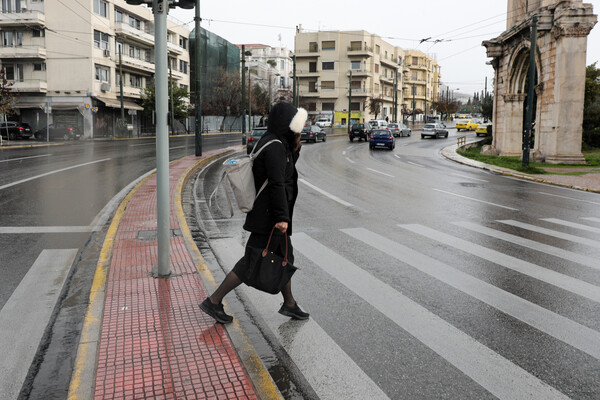 Κορωνοϊός στην Αττική: Οι περιοχές που εντοπίστηκαν τα 1.047 νέα κρούσματα - Στο «κόκκινο» Αθήνα και Πειραιάς