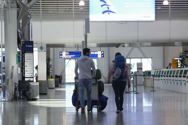Στάσεις εργασίας στα αεροδρόμια - Ακυρώνονται πτήσεις