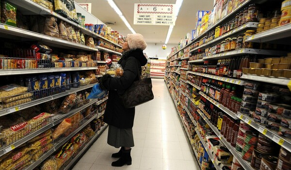 Βρετανία: Τα σούπερ μάρκετ αποτελούν εστία διασποράς του κορωνοϊού