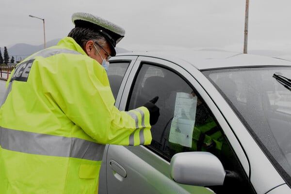 Βεβαίωση άδειας κυκλοφορίας: Πώς να συμπληρώσετε την υπεύθυνη δήλωση - Αναλυτικές οδηγίες