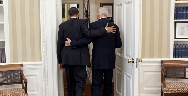 Το μήνυμα του Ομπάμα στον «Πρόεδρο Τζο Μπάιντεν» [ΕΙΚΟΝΑ]