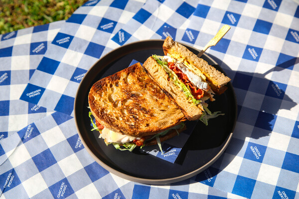 Το Chicken PicNic είναι ένα αυθεντικό κοτοπουλάδικο και μας αποκαλύπτει τα μυστικά του
