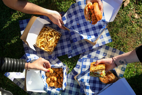 Το Chicken PicNic είναι ένα αυθεντικό κοτοπουλάδικο και μας αποκαλύπτει τα μυστικά του