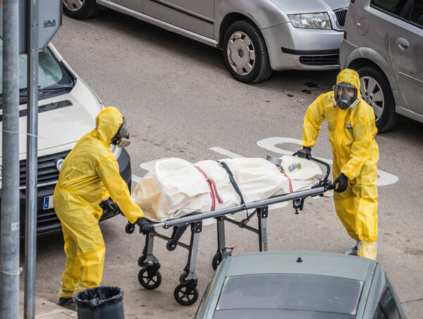 Κορωνοϊός: Περισσότεροι από 400.000 νεκροί στην Ευρώπη - 36.147 την τελευταία εβδομάδα